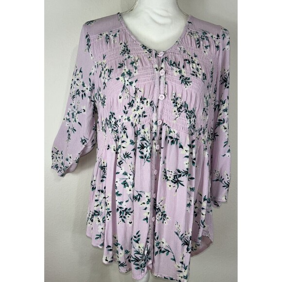 Torrid Plus Size Pink Floral Blouse Size 0X (12) - Picture 9 of 12